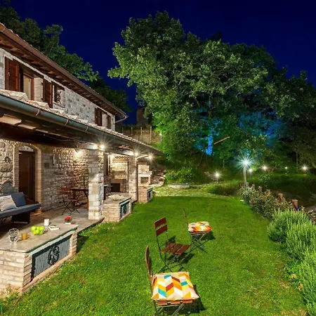 Ferienhaus Ca Berna In Vakantiehuis Cagli